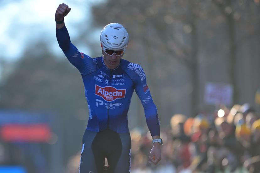 Belgian Niels Vandeputte celebrates as he crosses the finish line to win the men's elite race of the Krawatencross cyclocross in Lille, the seventh stage (out of 8) in the X2O Badkamers Trofee competition, on Sunday 08 February 2026. BELGA PHOTO DAVID PINTENS