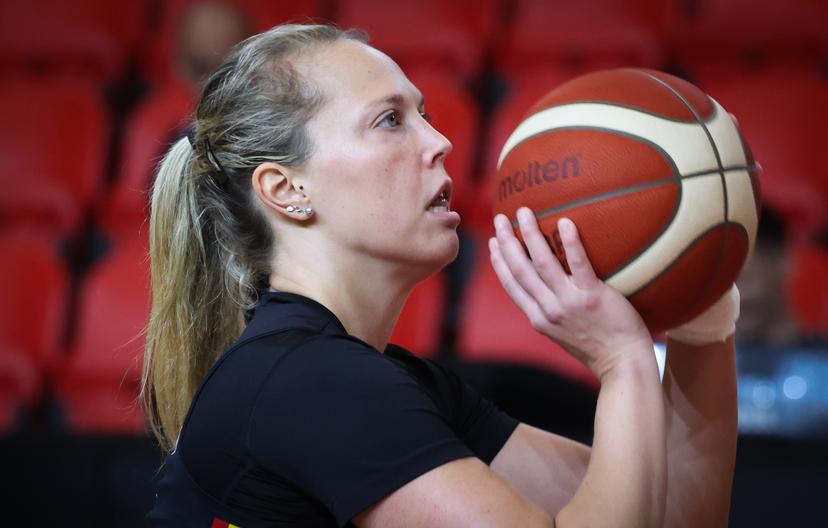 Belgium's Julie Allemand pictured in action during the media day of Belgian national women basketball team 'the Belgian Cats', in Oostende, Monday 03 February 2025. The Cats will play on 06 February a FIBA EuroBasket 2025 qualifier game against Azerbaijan. BELGA PHOTO VIRGINIE LEFOUR