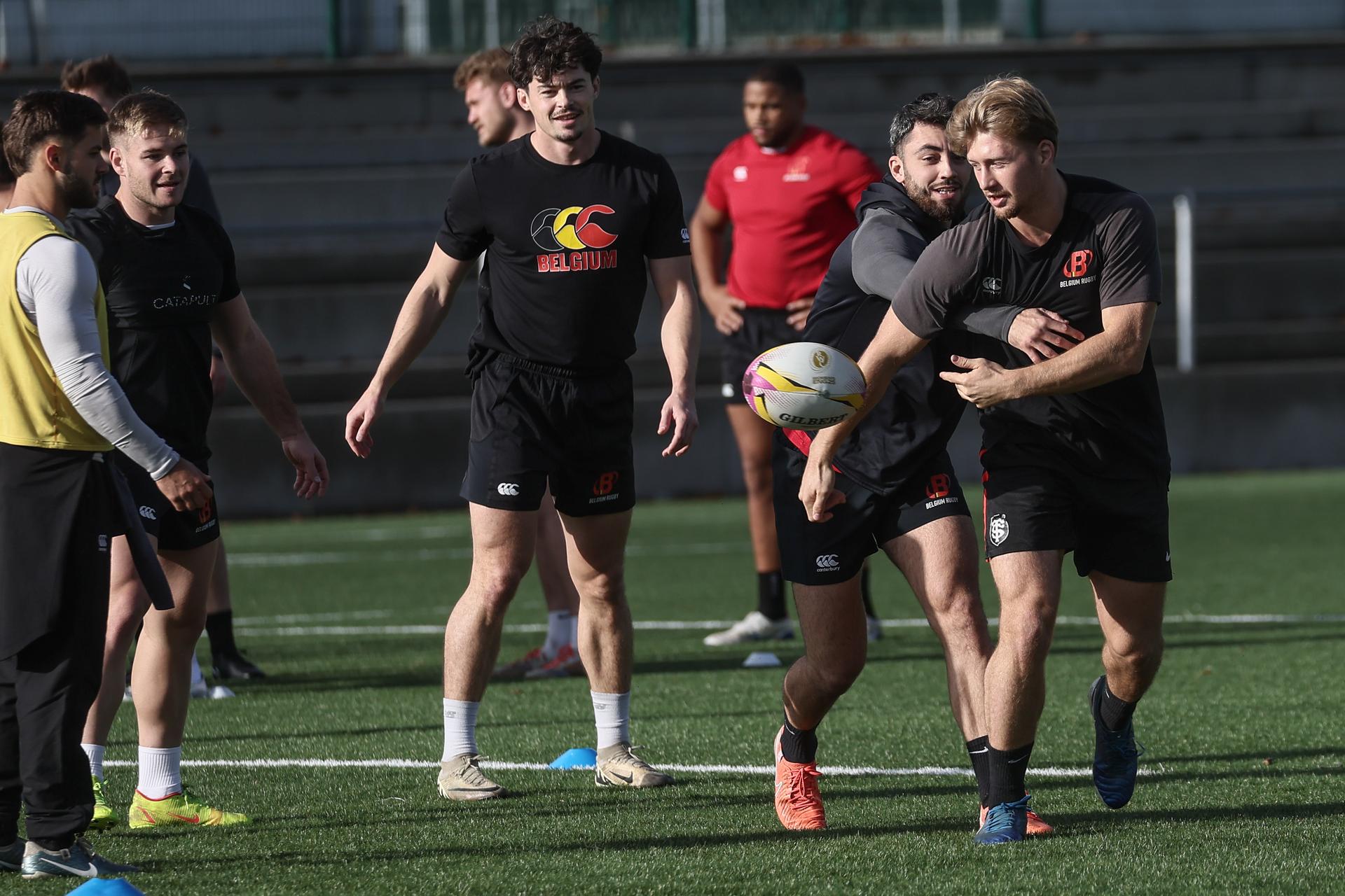 Belgium's players pictured during a training session of the Black Devils, the Belgian national rugby team, at the Nelson Mandela Stadium in Neder-Over-Heembeek, Brussels, Sunday 02 November 2025. The team is preparing for the qualification games for the World Cup. BELGA PHOTO BRUNO FAHY