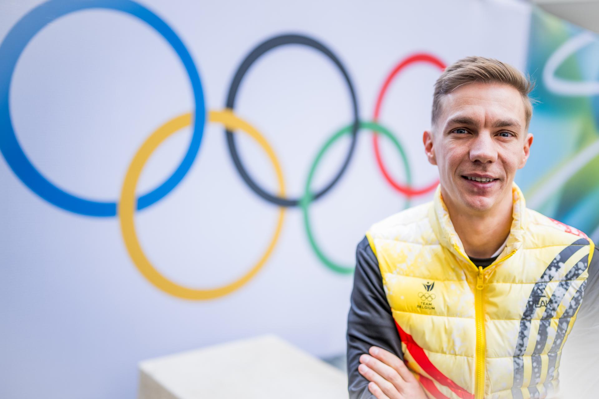 Belgian speed skater Bart Swings talks to the press during the Milano Cortina 2026 Olympic Winter Games, on Thursday 05 February 2026 in Milan, Italy. The XXV Winter Olympics take place from 6 to 22 February 2026 in Italy. BELGA PHOTO JASPER JACOBS