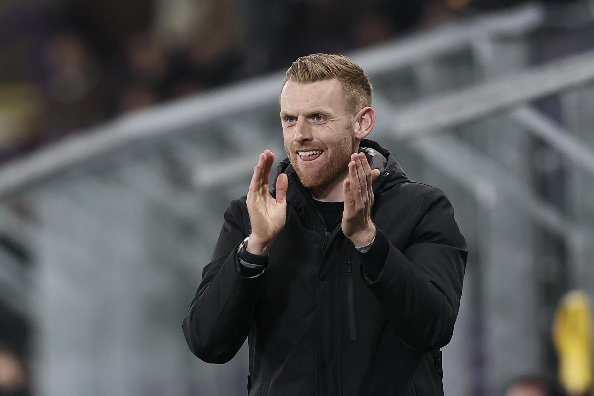 Anderlecht's interim coach Edward Still pictured during a soccer game between RSC Anderlecht and Royal Antwerp FC, in the first leg of the 1/2 final of the Croky Cup Belgian cup, Thursday 05 February 2026 in Anderlecht. BELGA PHOTO BRUNO FAHY
