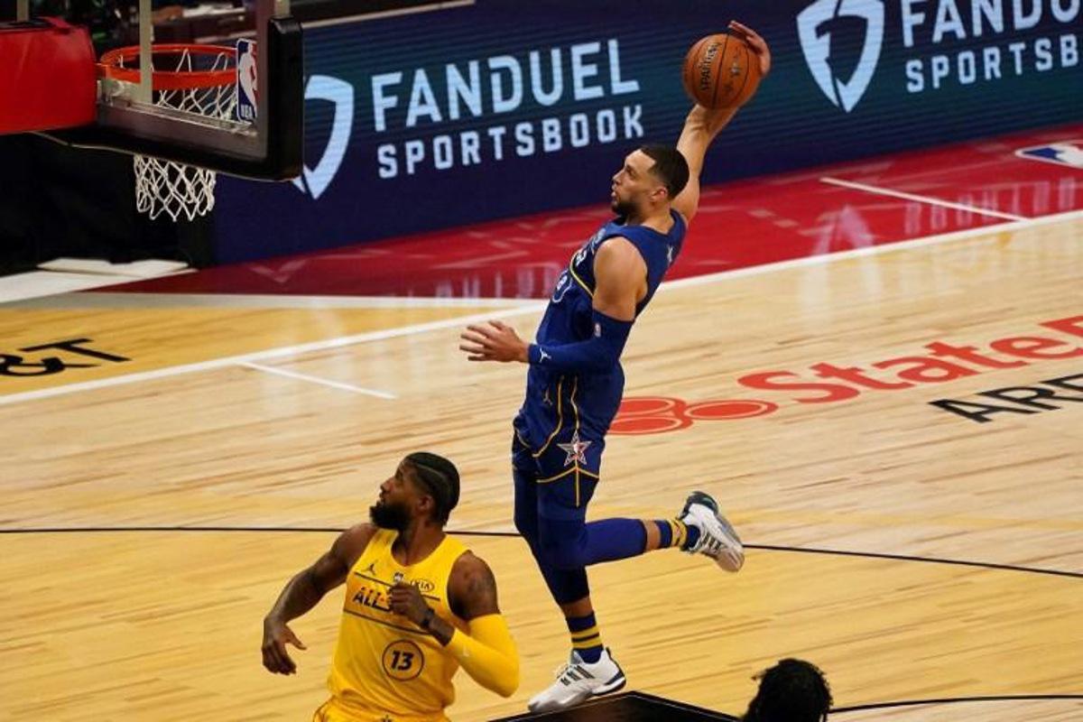 Zach LaVine of Team Durant drives to the basket during the 70th NBA All-Star Game at State Farm Arena in Atlanta, Georgia on March 7, 2021.  TIMOTHY A. CLARY / AFP