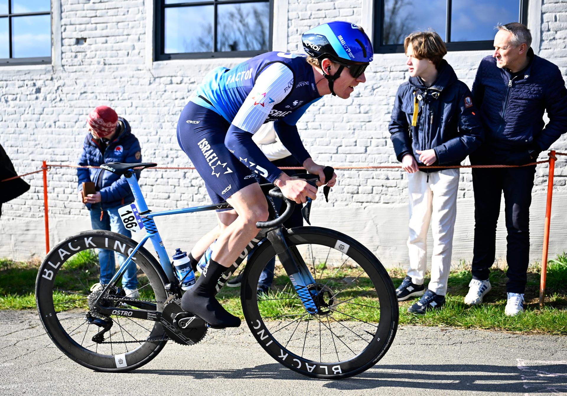 British Thomas Jake Stewart of Israel-Premier Tech pictured in action during the men's one-day cycling race Omloop Het Nieuwsblad (UCI World Tour), 197 km from Gent to Ninove, Saturday 01 March 2025. BELGA PHOTO JASPER JACOBS