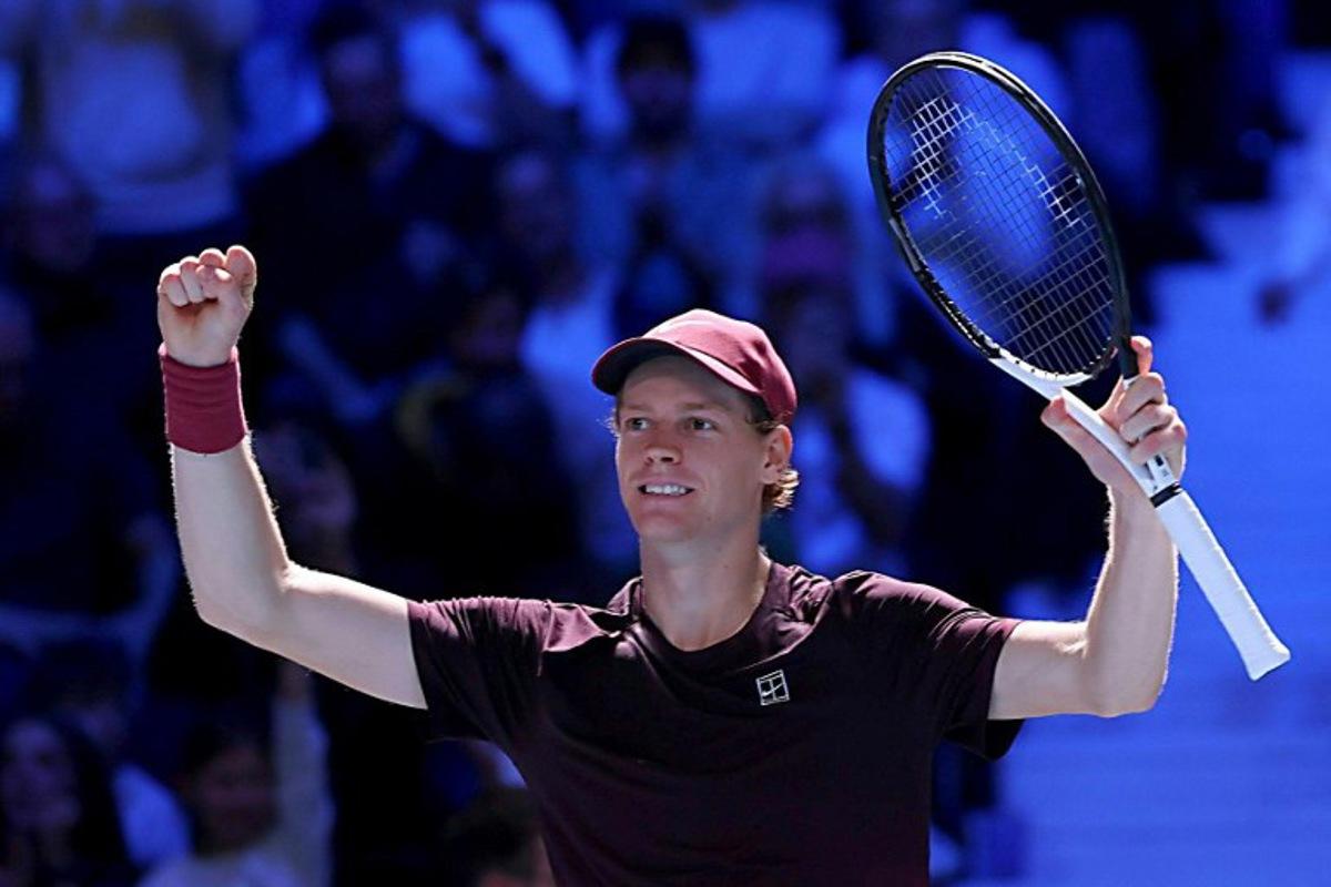 Italy's Jannik Sinner celebrates winning against Germany's Alexander Zverev (not in picture) during the men's final singles match at the ATP Vienna Open tennis tournament in Vienna, Austria, on October 26, 2025. TOBIAS STEINMAURER / APA / AFP