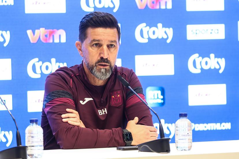 Anderlecht's head coach Besnik Hasi pictured during a press conference of Belgian soccer team RSC Anderlecht in Brussels, Saturday 03 May 2025. The team is preparing for the Belgian Cup final (Croky Cup) match against Club Brugge this sunday. BELGA PHOTO BRUNO FAHY