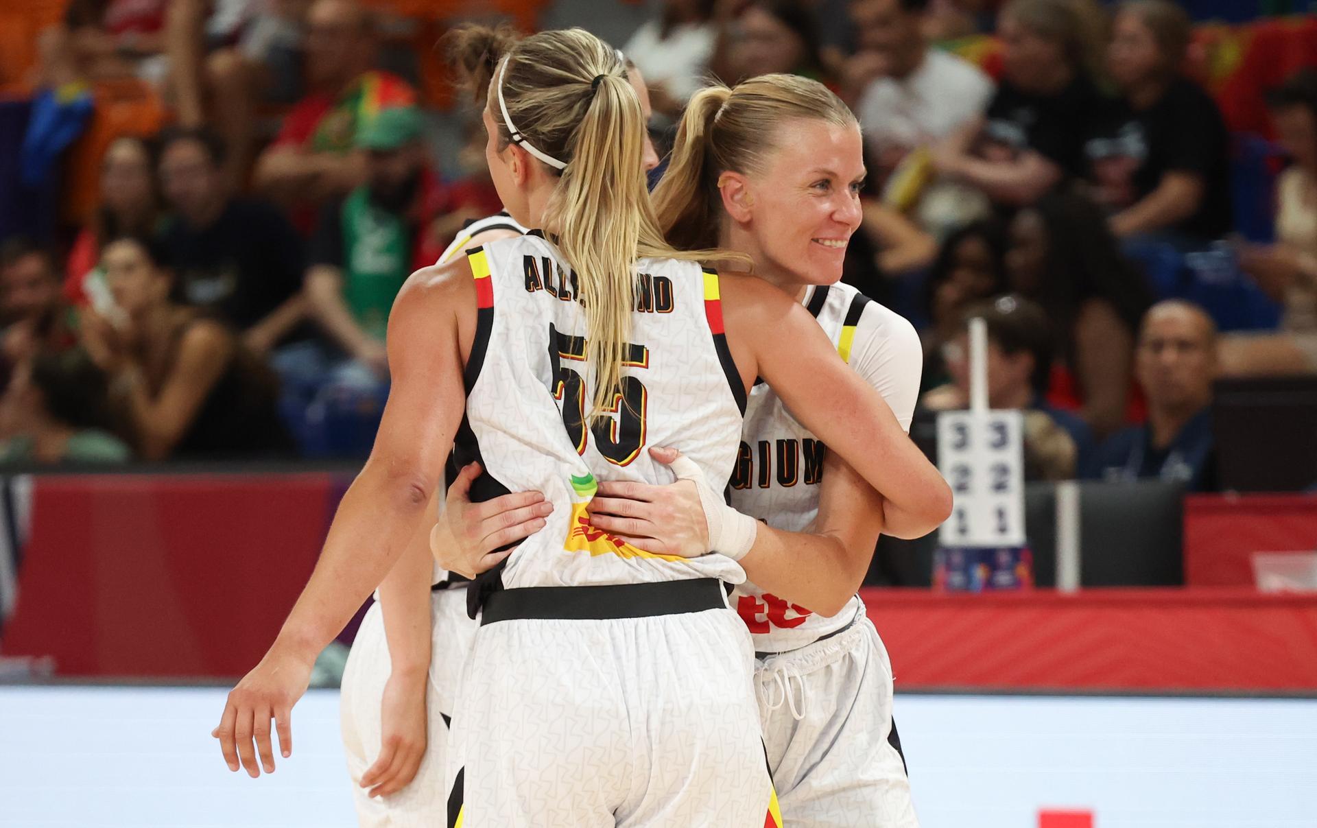 Belgium's Julie Allemand and Belgium's Julie Vanloo celebrate during a first game in the group stage (group C) between Belgian national women team 'the Belgian Cats' and Portugal, in Brno, Czech Republlic, on Thursday 19 June 2025, at the FIBA Women's EuroBasket 2025. BELGA PHOTO VIRGINIE LEFOUR