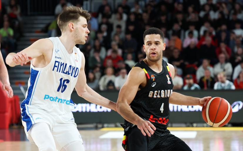 Finland's Perttu Blomgren and Belgium's Emmanuel Manu Lecomte fight for the ball during a basketball match between Belgian national team Belgian Lions and Finland, Friday 27 February 2026 in Charleroi, qualifier 3/6 for the men's 2027 FIBA World Championships. BELGA PHOTO VIRGINIE LEFOUR