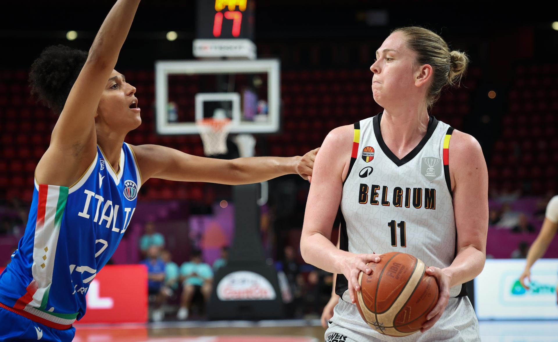 Italian Jasmine Keys and Belgium's Emma Meesseman fight for the ball during a basketball match between Belgian national team 'the Belgian Cats' and Italy, in the semi-finals of the FIBA Women's EuroBasket tournament, Friday 27 June 2025 in Piraeus, Greece. BELGA PHOTO VIRGINIE LEFOUR
