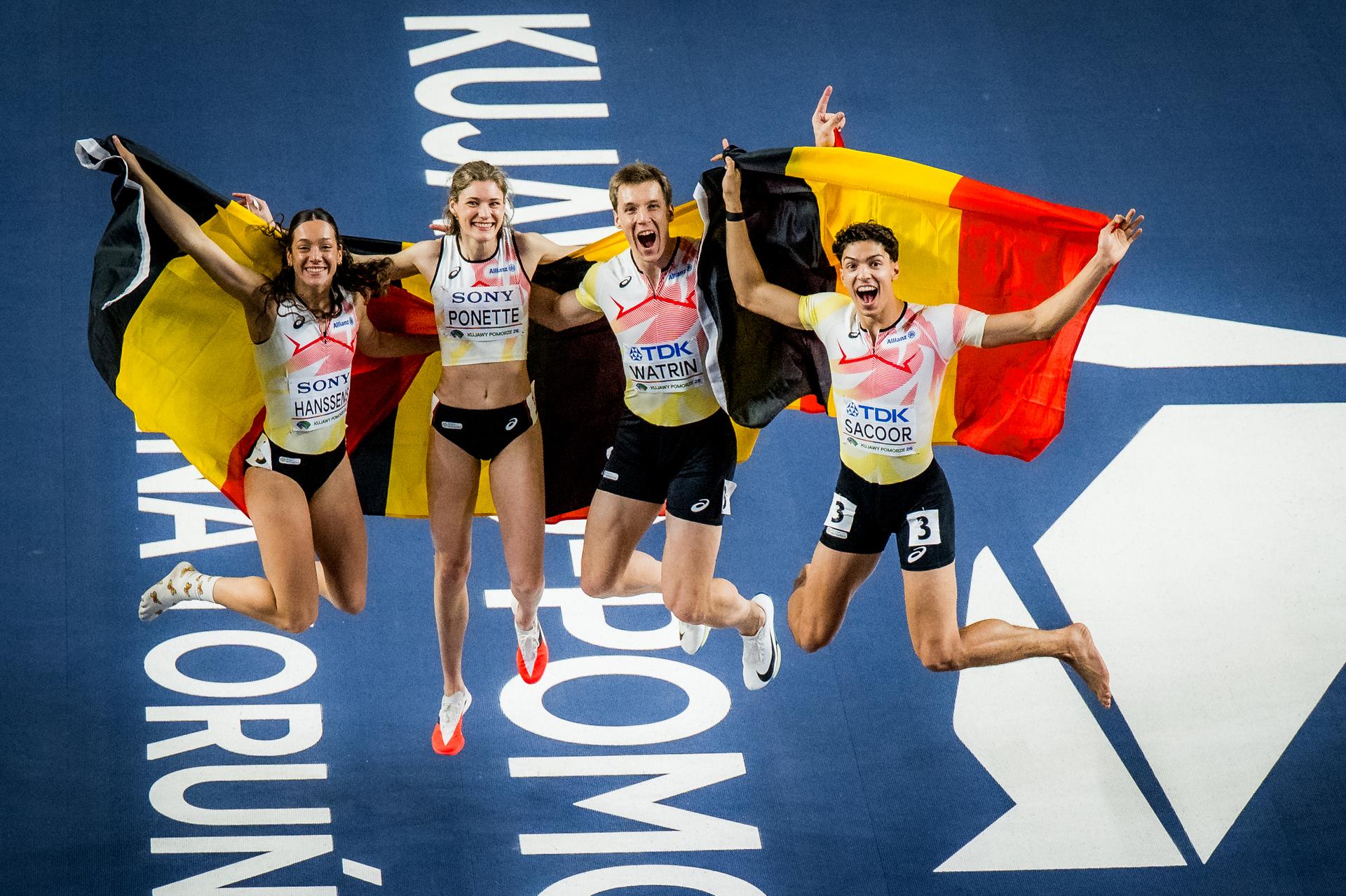 Belgian athlete Ilana Hanssens, Belgian Helena Ponette, Belgian Julien Watrin and Belgian Jonathan Sacoor celebrate after winning the second day of the World Athletics Indoor Championship in Torun, Poland on Saturday 21 March 2026. The championships take place from 20 to 22 March. BELGA PHOTO JASPER JACOBS