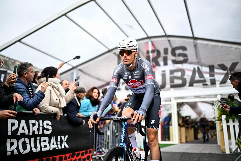 Dutch Oscar Riesebeek of Alpecin-Deceuninck pictured at the start of the men elite race of the 'Paris-Roubaix' one day cycling race, 259,2 km from Compiegne to Roubaix, France, on Sunday 13 April 2025. BELGA PHOTO JASPER JACOBS
