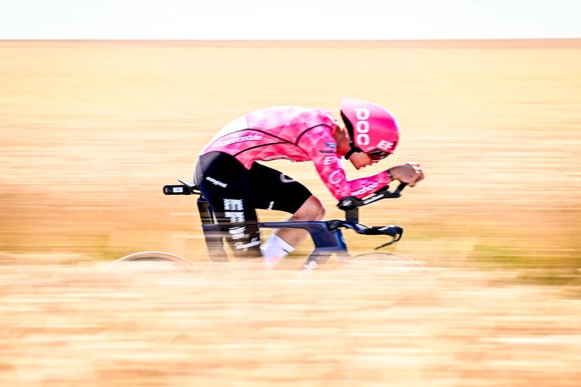 Dutch Marijn Van den Berg of EF Education-EasyPost pictured in action during stage five of the 2025 Tour de France cycling, a 33km time trial in Caen, France on Wednesday 09 July 2025. The 112th edition of the Tour de France starts on Saturday 5 July in Lille, France, and will finish in Paris, France on the 27th of July. BELGA PHOTO JASPER JACOBS