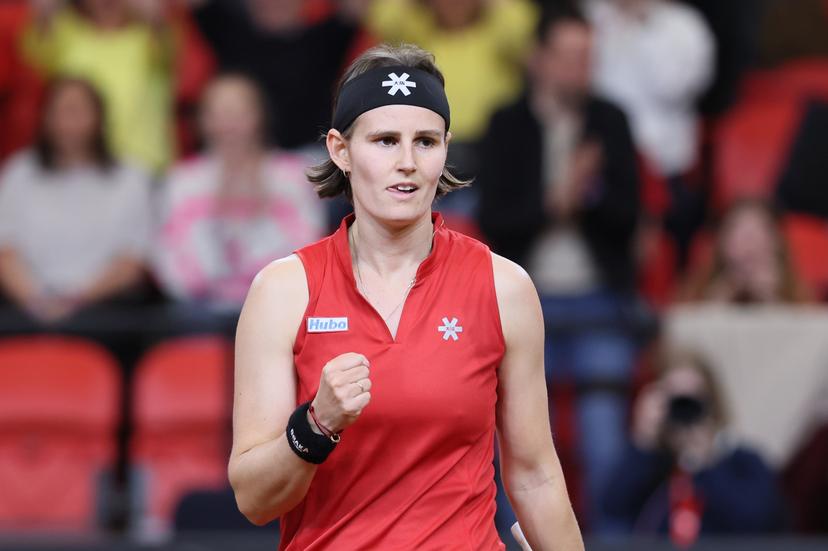 Belgian Greet Minnen pictured during the fourth game between Belgian Minnen and US' Jovic on the second day of the qualifiers of the Billie Jean King Cup tennis between Belgium and the USA, in Oostende, Belgium, on Saturday 11 April 2026. The meeting takes place on 10 and 11th April. PHOTO BENOIT DOPPAGNE