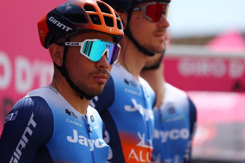 Team Jayco-AlUla's Australian rider Caleb Ewan is pictured prior the 6th stage of the 107th Giro d'Italia cycling race, 180 km between Torre del lago Puccini and Rapolano Terme, on May 9, 2024 in Viareggio.   Luca Bettini / AFP