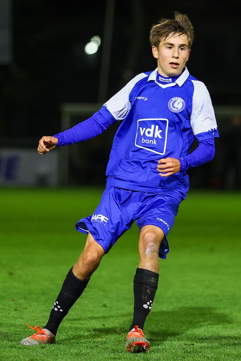 Gent's Viktor Vidarsson pictured in action during a soccer game between Belgian U18 soccer team KAA Gent and Swiss FC Basel, Wednesday 04 October 2023 in Oostakker, a Round 1, first leg game in the UEFA Youth League competition. BELGA PHOTO DAVID PINTENS