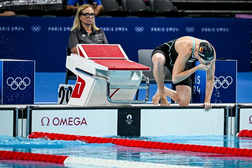 Belgian swimmer Florine Gaspard pictured in action during the heats of the women's 50m freestyle swimming competition at the Paris 2024 Olympic Games, on Saturday 03 August 2024 in Paris, France. The Games of the XXXIII Olympiad are taking place in Paris from 26 July to 11 August. The Belgian delegation counts 165 athletes competing in 21 sports. BELGA PHOTO ANTHONY BEHAR   **  ** *** BELGIUM ONLY ***