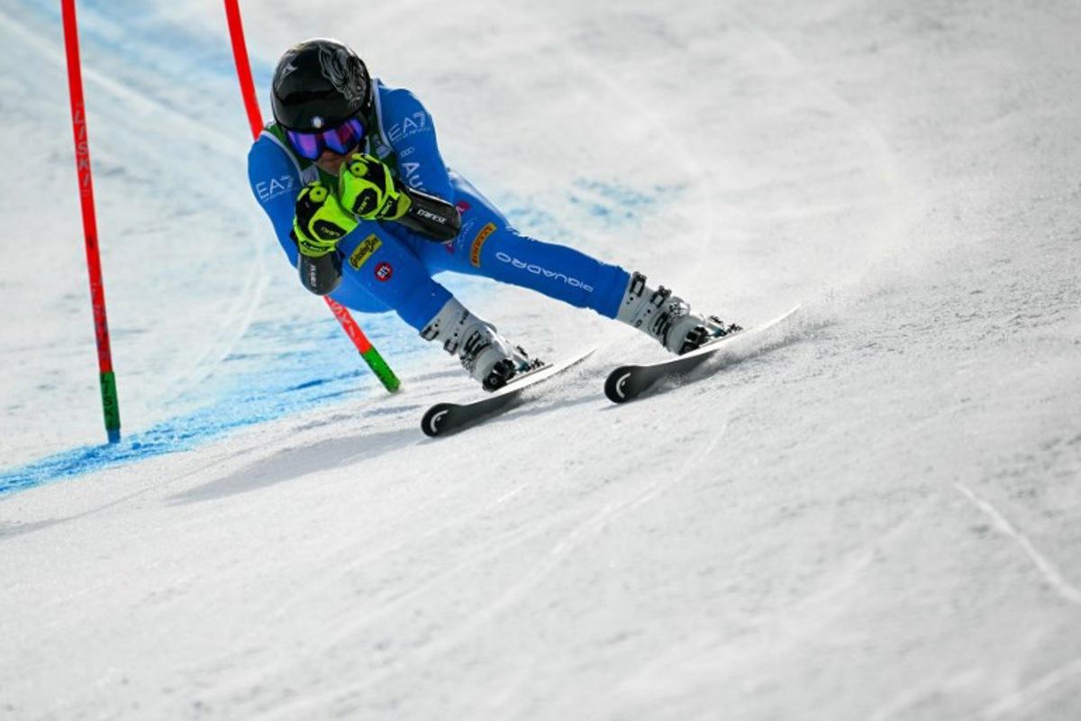 Italy's Laura Pirovano competes in the women's super G race, part of the FIS Alpine Ski World Cup 2025-2026 in Soldeu on February 28, 2026.  Lionel BONAVENTURE / AFP