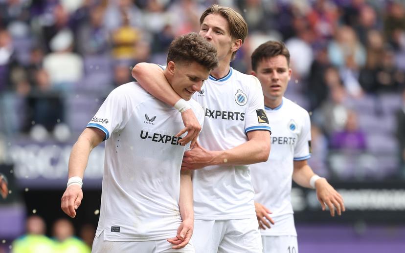 Club's Christos Tzolis and Club's Romeo Vermant celebrate after scoring during a soccer match between RSC Anderlecht and Club Brugge, Sunday 18 May 2025 in Brussels, on day 9 (out of 10) of the Champions' Play-offs of the 2024-2025 'Jupiler Pro League' first division of the Belgian championship. BELGA PHOTO VIRGINIE LEFOUR