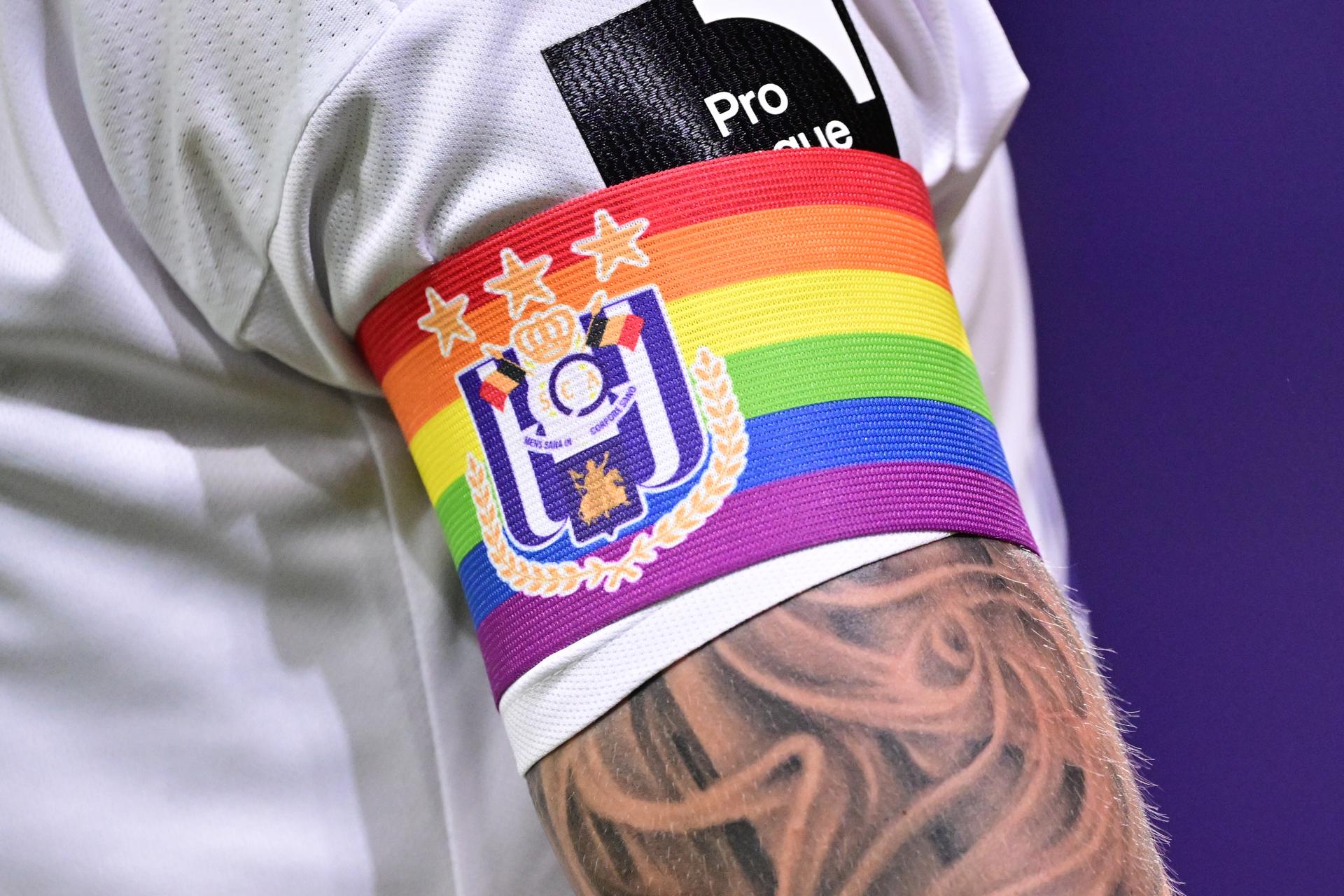 Anderlecht's caption wears a rainbow band for LGBTQ+ rights at a soccer match between RSC Anderlecht and KRC Genk, Saturday 11 May 2024 in Brussels, on day 8 (out of 10) of the Champions' Play-offs of the 2023-2024 'Jupiler Pro League' first division of the Belgian championship. BELGA PHOTO LAURIE DIEFFEMBACQ