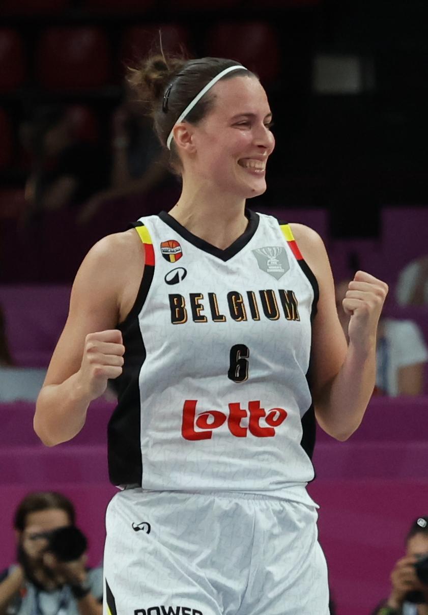 Belgium's Antonia Delaere celebrates during a basketball match between Belgian national team 'the Belgian Cats' and Italy, in the semi-finals of the FIBA Women's EuroBasket tournament, Friday 27 June 2025 in Piraeus, Greece. BELGA PHOTO VIRGINIE LEFOUR