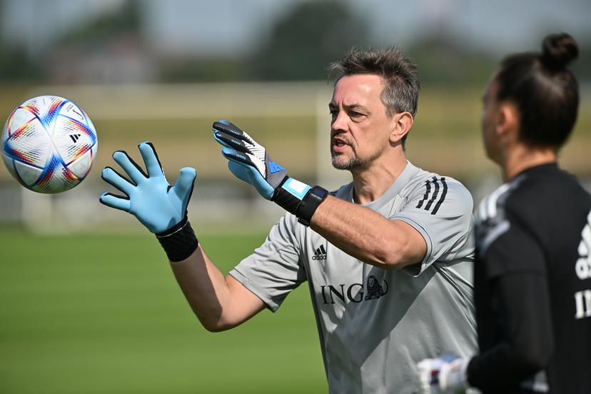 Belgium's goalkeeper coach Jan Van Steenberghe pictured during a training session of Belgium's national women's soccer team the Red Flames, in Tubize, Thursday 01 September 2022. On Friday the team will play Norway in the qualifications for the World Championships. BELGA PHOTO DAVID CATRY