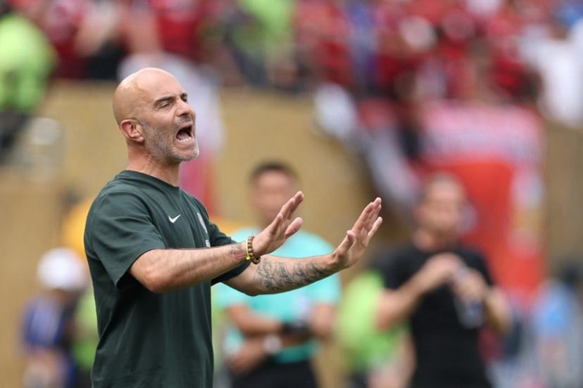 Chelsea's Italian head coach Enzo Maresca  gestures during the FIFA Club World Cup 2025 Group D football match between Brazil's CR Flamengo and England's Chelsea at the Lincoln Financial Field stadium in Philadelphia on June 20, 2025.  CHARLY TRIBALLEAU / AFP