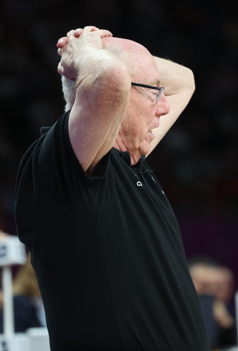 Belgium's head coach Mike Thibault gestures during a basketball match between Spain and Belgian national team 'the Belgian Cats' on Sunday 29 June 2025 in Piraeus, Greece, the final of the FIBA Women's EuroBasket 2025. BELGA PHOTO VIRGINIE LEFOUR