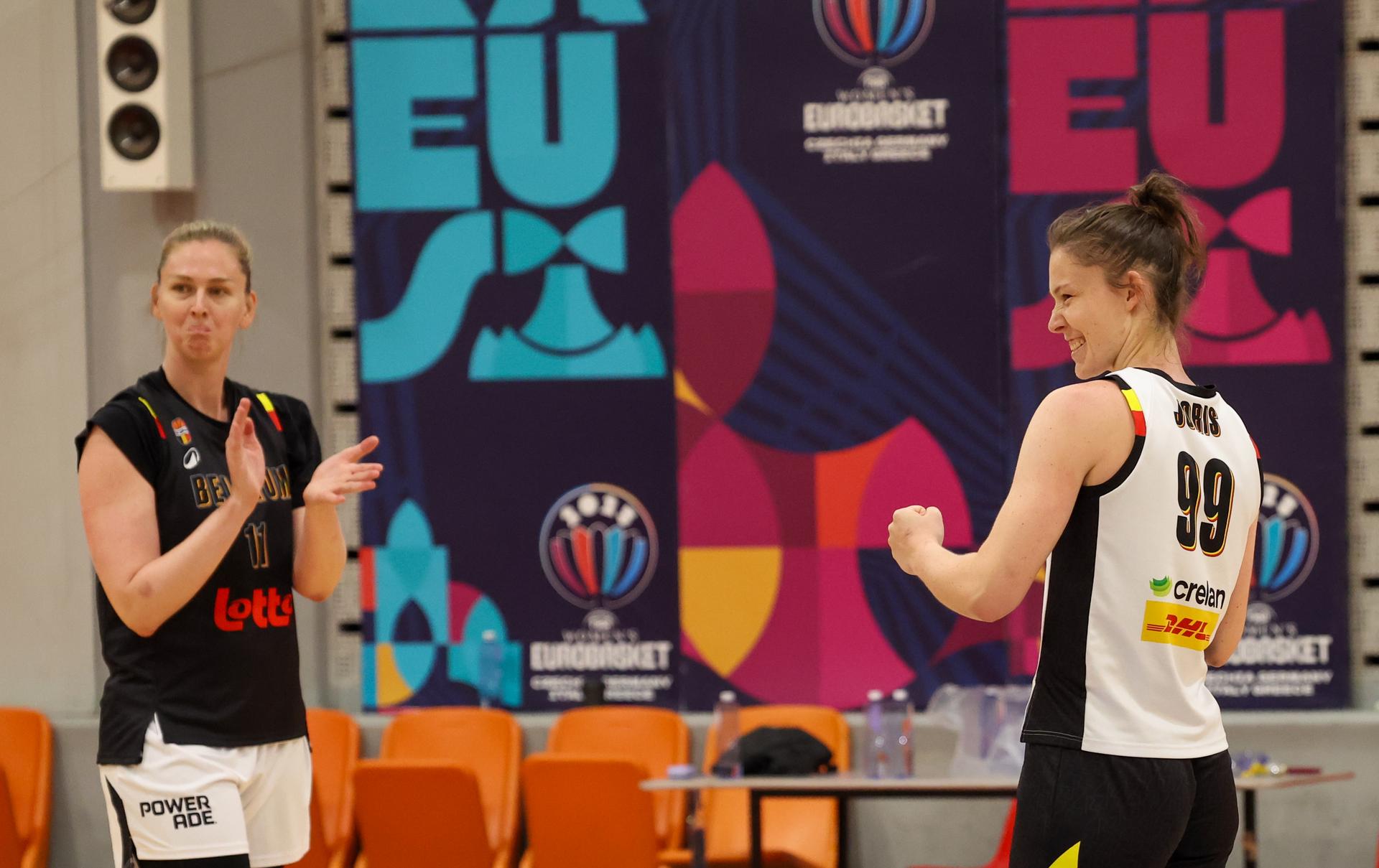 Belgium's Emma Meesseman and Belgium's Ine Joris pictured during a training session of Belgian national basketball team 'the Belgian Cats' on Saturday 28 June 2025 in Piraeus, Greece. The team is preparing for tomorrow's game against Spain, the finals of the FIBA Women's EuroBasket 2025. BELGA PHOTO VIRGINIE LEFOUR