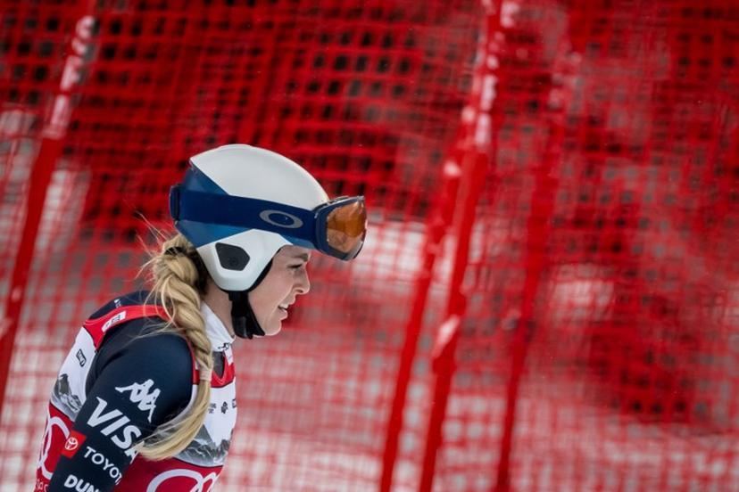 US' Lindsey Vonn reacts after crashing as she competes in the women's downhill race part of the FIS Alpine Ski World Cup 2025-2026, in Crans Montana, Switzerland, on January 30, 2026.  Fabrice COFFRINI / AFP