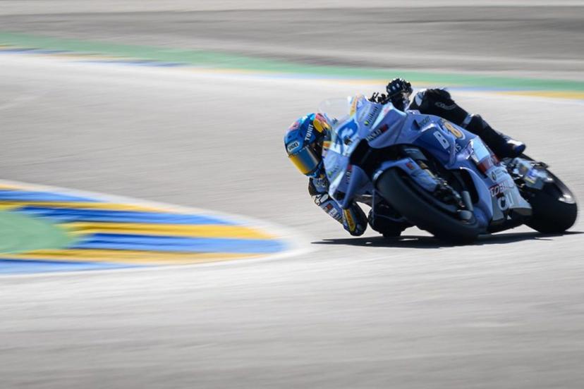 BK8 Gresini Racing MotoGP team's Spanish MotoGP rider Alex Marquez drives during a France Moto GP Grand Prix free practice session at the Le Mans Circuit on May 10, 2025.  Loic VENANCE / AFP