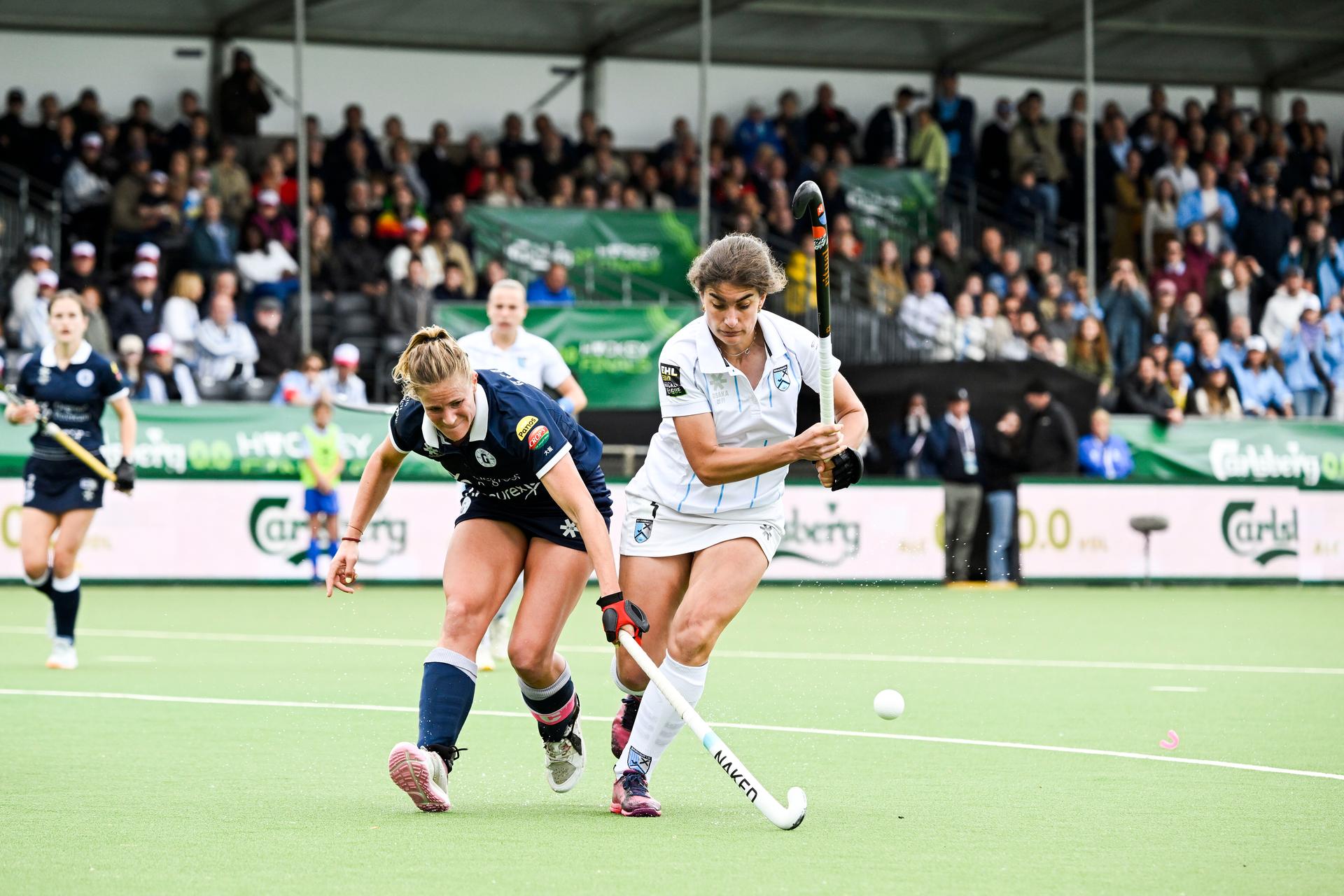 Gantoise's Alix Gerniers and Braxgata's Lyne Van Dieren pictured in action during a hockey game between Braxgata and Gantoise, Sunday 25 May 2025 in Antwerp, the second leg game in the finals of the women's 2024-2025 Belgian first division hockey championship. BELGA PHOTO TOM GOYVAERTS