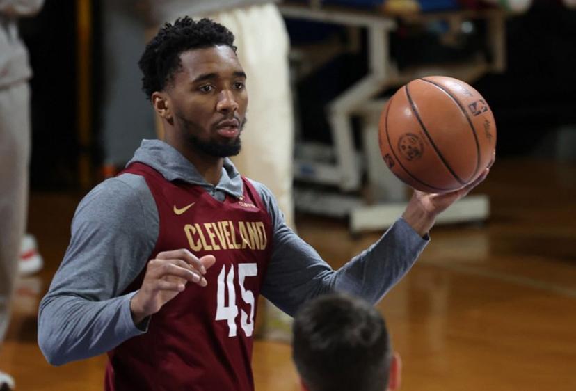 Cleveland Cavaliers player Donovan Mitchell takes part in a training session prior to the Cavaliers NBA game against the Brooklyn Nets, in the Paris suburb of Levallois-Perret on January 10, 2024. The Brooklyn Nets and the Cleveland Cavaliers will play a regular NBA game in Paris on January 11, 2024 Emmanuel DUNAND / AFP
