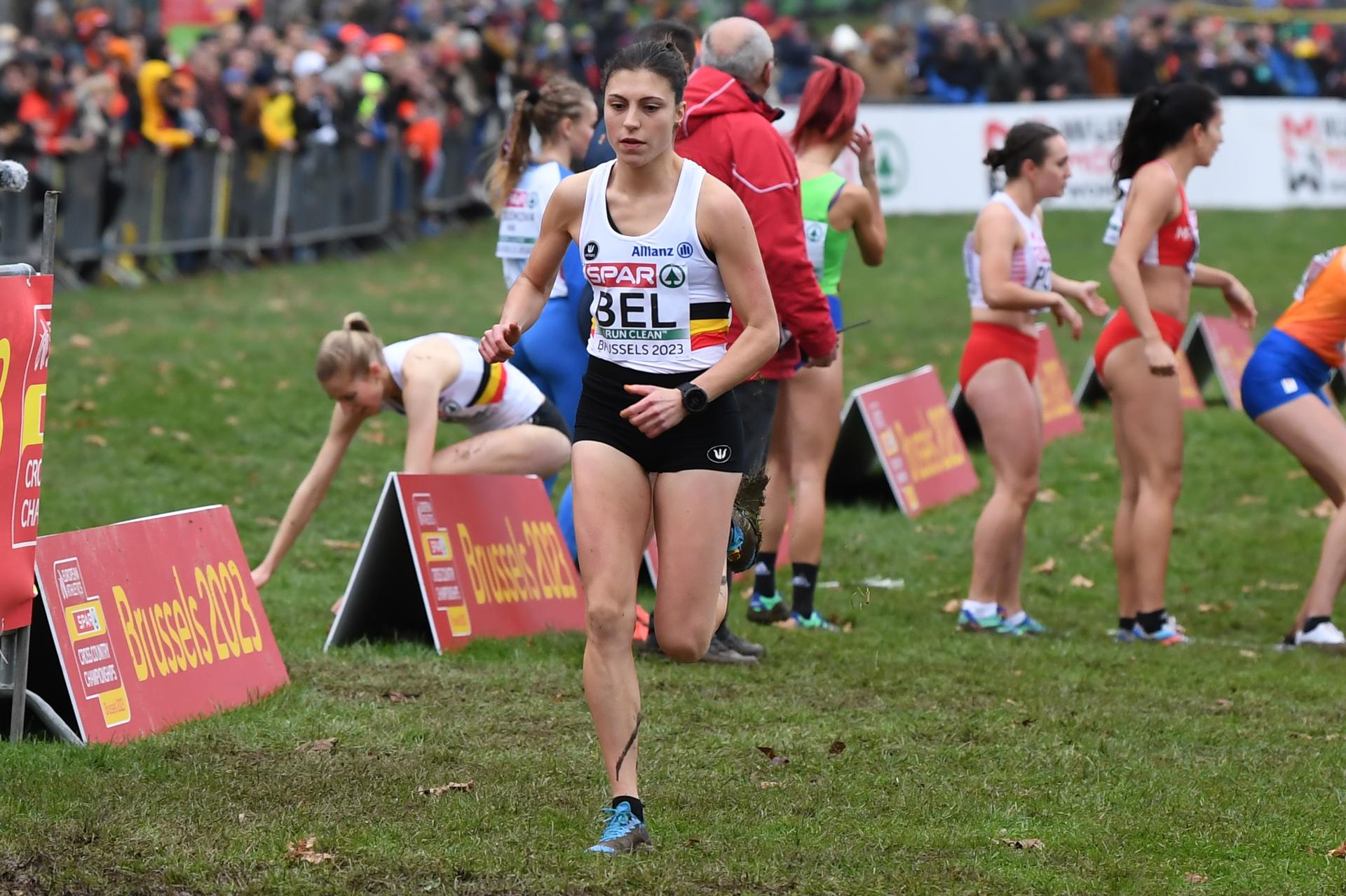 Belgian Charlotte Van Hese pictured in action during the mixed relay race at the European Cross Country Championships in Brussels, Sunday 10 December 2023 BELGA PHOTO JILL DELSAUX