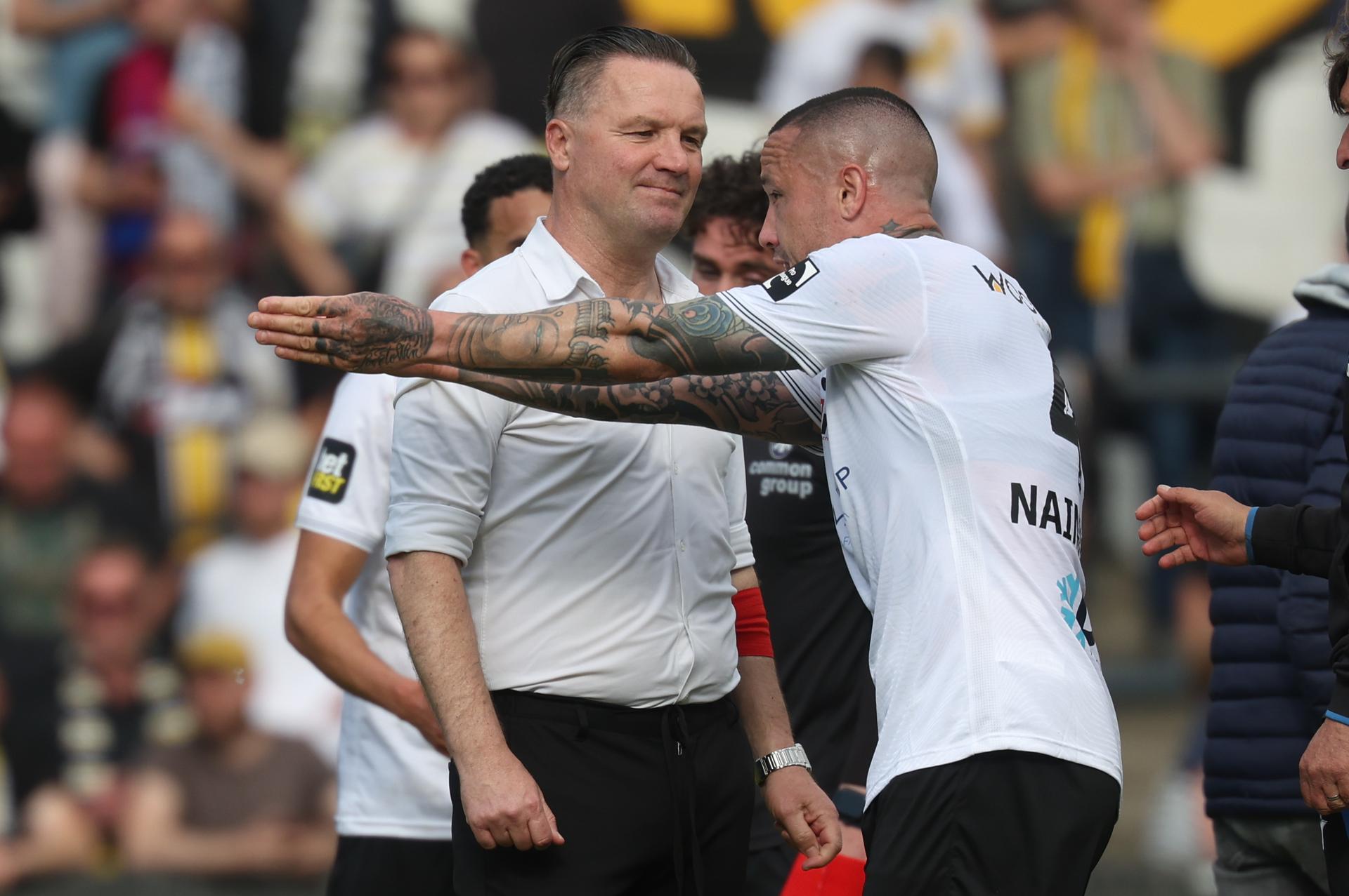 Lokeren's head coach Stijn Vreven` and Lokeren's Radja Nainggolan pictured after a soccer match between KSC Lokeren-Temse and Patro Eisden Maasmechelen, Saturday 03 May 2025 in Lokeren, a final first leg game in the Promotion Play-off of the 2024-2025 'Challenger Pro League' 1B second division of the Belgian championship. BELGA PHOTO VIRGINIE LEFOUR