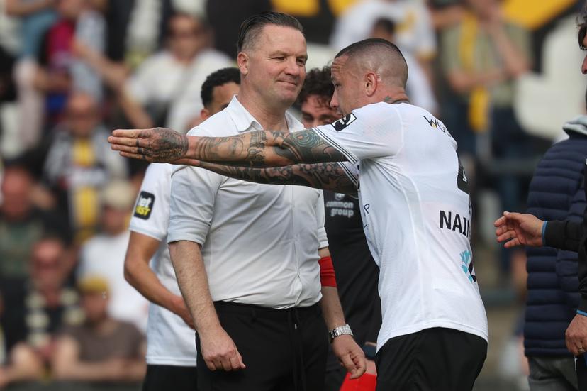 Lokeren's head coach Stijn Vreven` and Lokeren's Radja Nainggolan pictured after a soccer match between KSC Lokeren-Temse and Patro Eisden Maasmechelen, Saturday 03 May 2025 in Lokeren, a final first leg game in the Promotion Play-off of the 2024-2025 'Challenger Pro League' 1B second division of the Belgian championship. BELGA PHOTO VIRGINIE LEFOUR