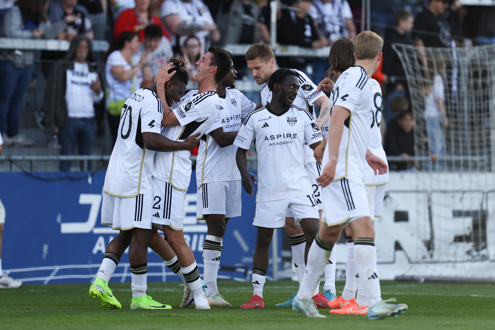 Eupen's Wedingo celebrates after scoring the 2-1 goal at a soccer match between KAS Eupen and RFC Seraing, in Eupen, on day 29 of the 2024-2025 'Challenger Pro League' 1B second division of the Belgian championship, Saturday 12 April 2025. BELGA PHOTO NATACHA FREISEN