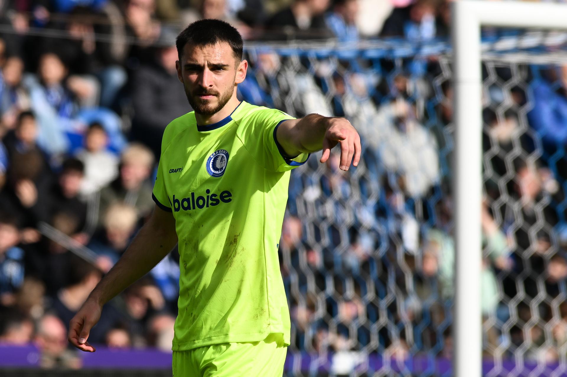 Gent's Matties Volckaert pictured during a soccer match between KRC Genk and KAA Gent, Sunday 01 March 2026 in Genk, on day 27 of the 2025-2026 'Jupiler Pro League' first division of the Belgian championship. BELGA PHOTO JILL DELSAUX