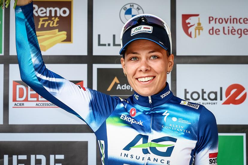 Belgian Shari Bossuyt celebrates on the podium after winning the one day cycling race Grand Prix de Wallonie 2025 (128,7km), in Namur, on Wednesday 17 September 2025. BELGA PHOTO DAVID PINTENS