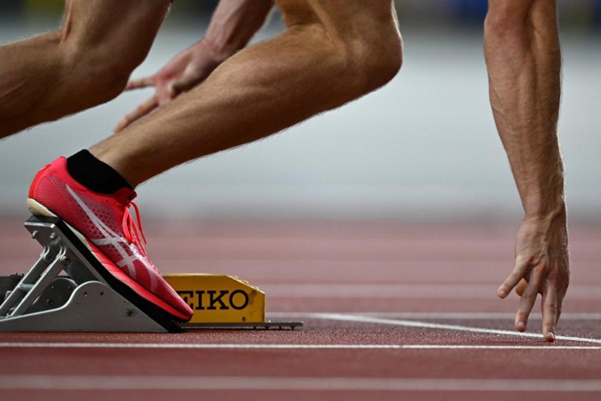 USA's CJ Allen starts off in the men's 400m hurdles semi-final during the World Athletics Championships at the National Athletics Centre in Budapest on August 21, 2023.  Jewel SAMAD / AFP