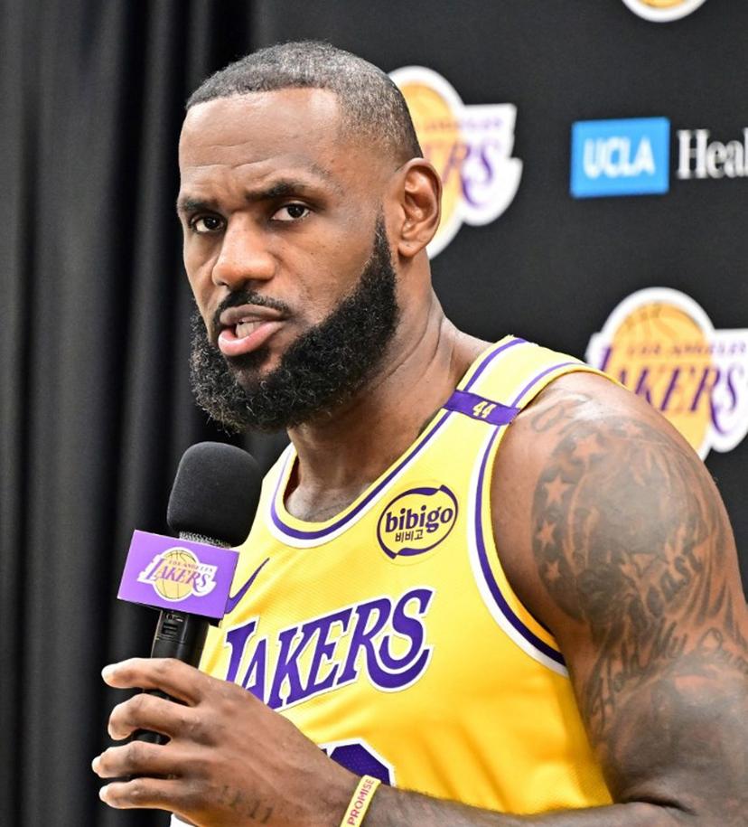 Los Angeles Lakers #23 LeBron James speaks to the press during the Lakers media day at UCLA Health Training Center in El Segundo, California, September 30, 2024.  Frederic J. BROWN / AFP