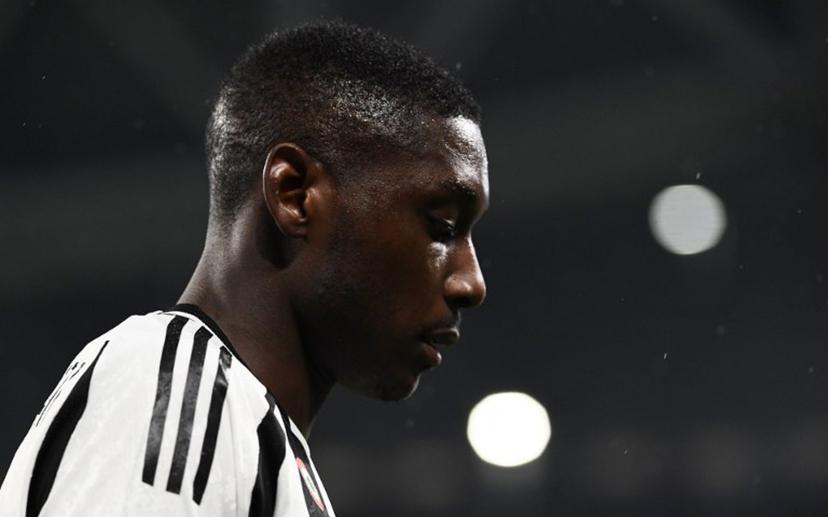 Juventus' French forward #20 Randal Kolo Muani reacts during the Italian Serie A first division football match between Juventus and Atalanta at the Allianz stadium in Turin, northern Italy, on March 9, 2025.  Isabella BONOTTO / AFP