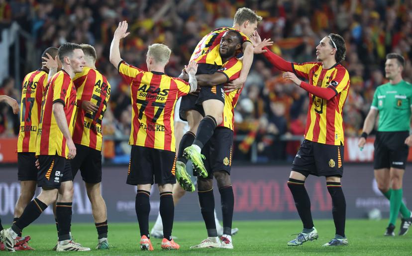 Mechelen's Lion Lauberbach celebrates after scoring during a soccer match between KV Mechelen and FCV Dender EH, Friday 04 April 2025 in Mechelen, on day 2 (out of 10) of the Europe Play-offs of the 2024-2025 'Jupiler Pro League' first division of the Belgian championship. BELGA PHOTO VIRGINIE LEFOUR