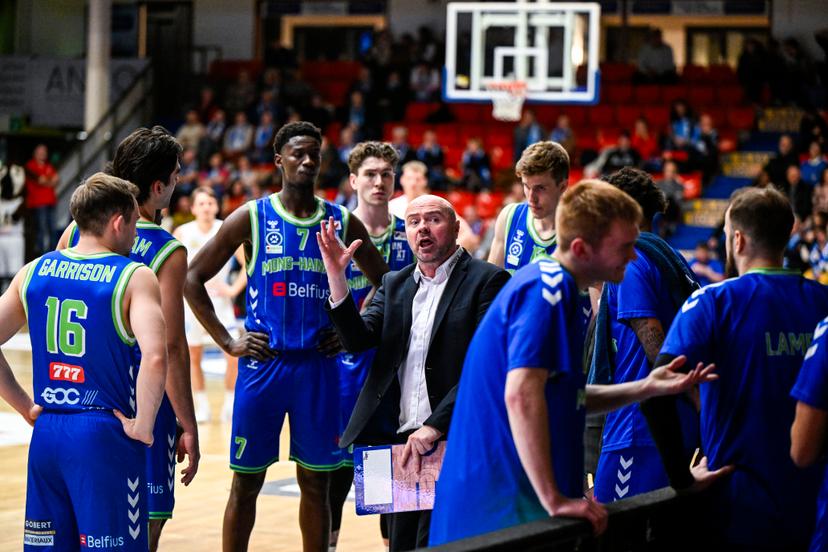 Mons' head coach Vedran Bosnic pictured during a basketball match between Spirou Charleroi and Mons-Hainaut, Saturday 11 January 2025 in Charleroi, on day 18 of the 'BNXT League' Belgian and Dutch first division basket championships. BELGA PHOTO TOM GOYVAERTS