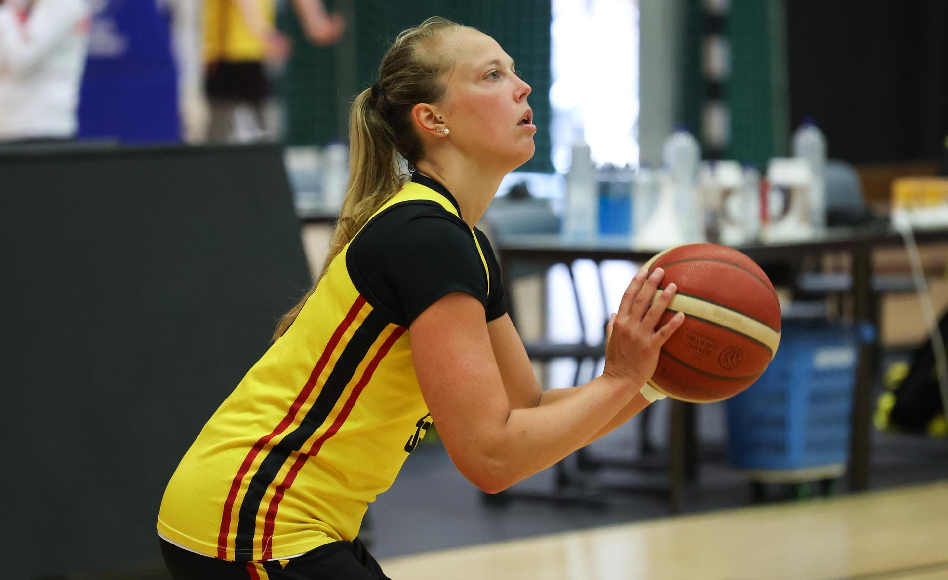 Belgium's Julie Allemand pictured in action during a training session of the Belgian Cats during a press visit to the Team Belgium Base Camp in Kortrijk, Wednesday 24 July 2024. The Belgian Cats are preparing for the 2024 Olympics in Paris. The 2024 Summer Olympics take place in Paris from 26 July to 11 August. The Belgian delegation counts 165 athletes in 21 sports. BELGA PHOTO VIRGINIE LEFOUR