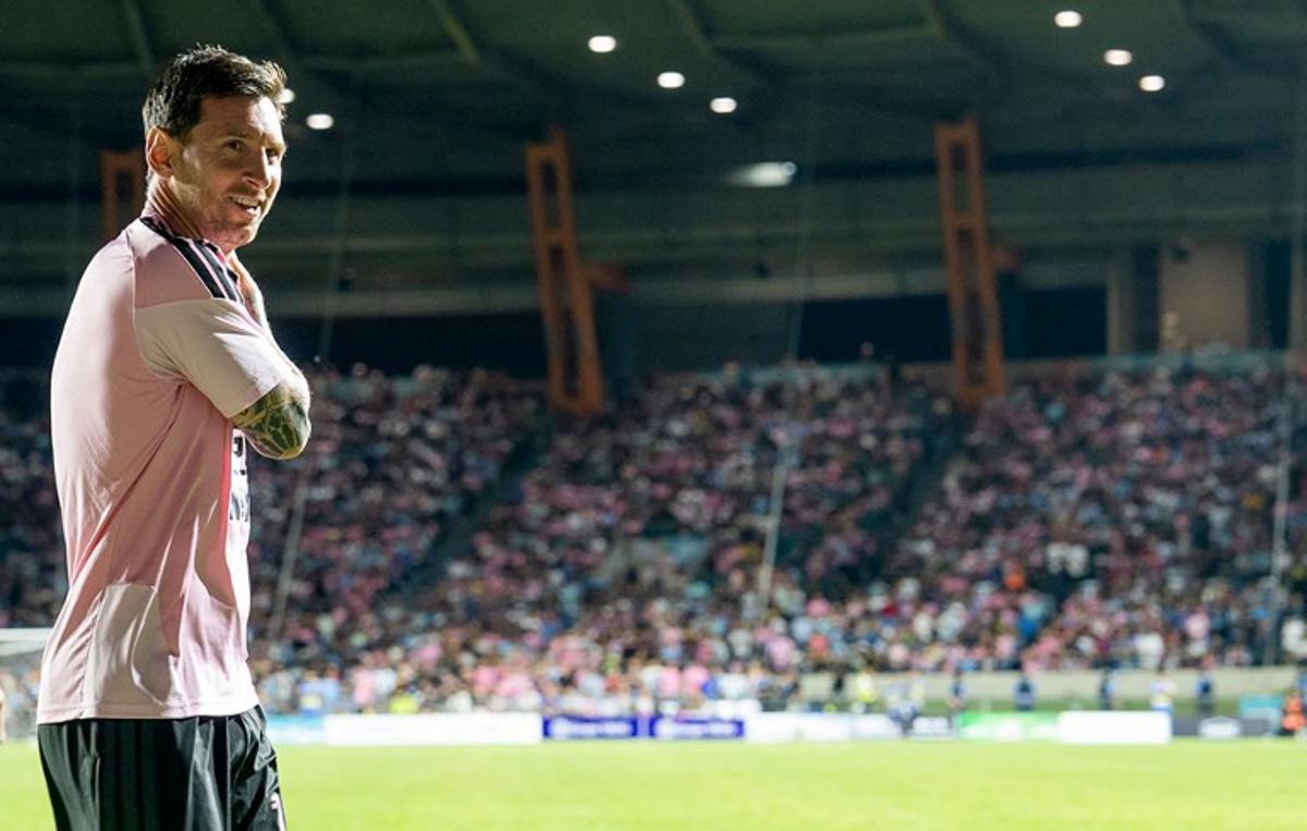 Inter Miami's Argentine forward #10 Lionel Messi looks on during a friendly football match between Inter Miami CF and Independiente del Valle at Estadio Juan Ramon Loubriel in Bayamon, Puerto Rico, on February 26, 2026.  Jaydee Lee SERRANO / AFP