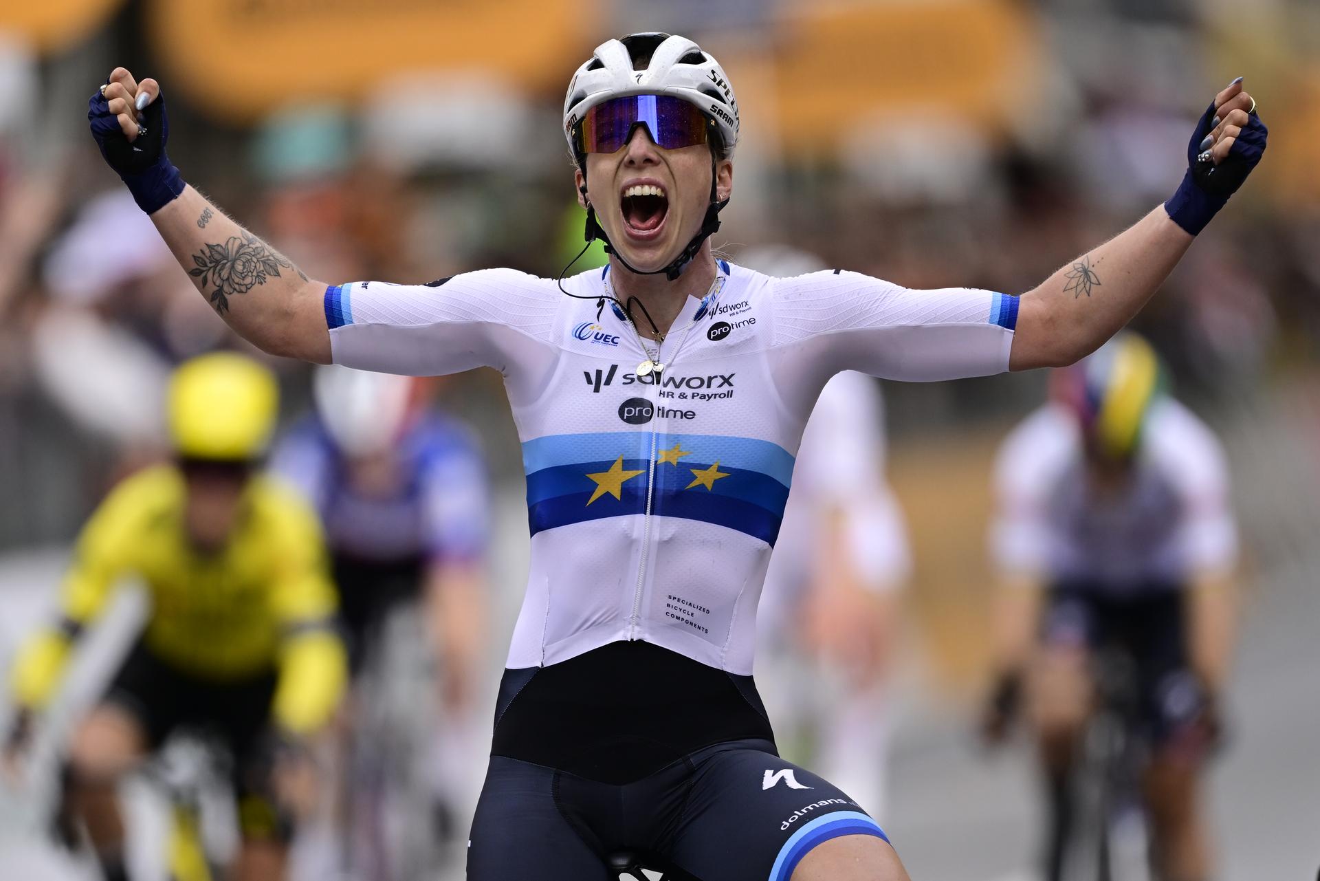Dutch Lorena Wiebes of SD Worx-Protime celebrates as she crosses the finish line to win the 'Milano-Sanremo Donne' one day cycling race for women, 156km from Milan to Sanremo, Italy, Saturday 22 March 2025. BELGA PHOTO DIRK WAEM