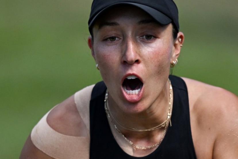 USA's Jessica Pegula celebrates winning against Poland's Iga Swiatek (not pictured) during their final match of the 2025 WTA Bad Homburg Open Tennis Tournament on June 28, 2025 in Bad Homburg, western Germany. Pegula won the match 6-4 and 7-5. Kirill KUDRYAVTSEV / AFP