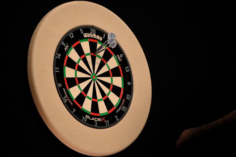 A 180 score pictured at the Premier League (Night 2/16) darts event in Antwerp on Thursday 12 February 2026. BELGA PHOTO ELIAS ROM