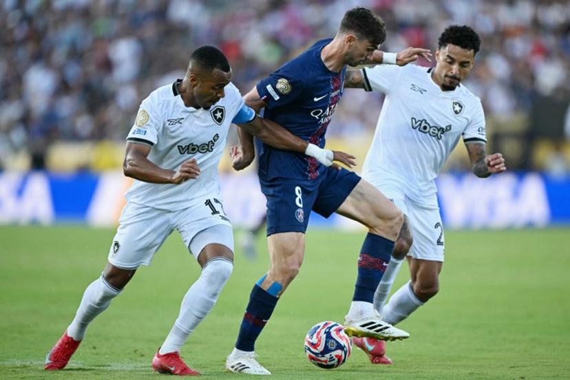 Paris Saint-Germain's Spanish midfielder #08 Fabian Ruiz, Botafogo's Brazilian midfielder #17 Marlon Freitas (L) and Brazilian midfielder #26 Gregore fight for the ball during the FIFA Club World Cup 2025 Group B football match between France's Paris Saint-Germain and Brazil's Botafogo at the Rose Bowl stadium in Los Angeles on June 19, 2025.  YURI CORTEZ / AFP