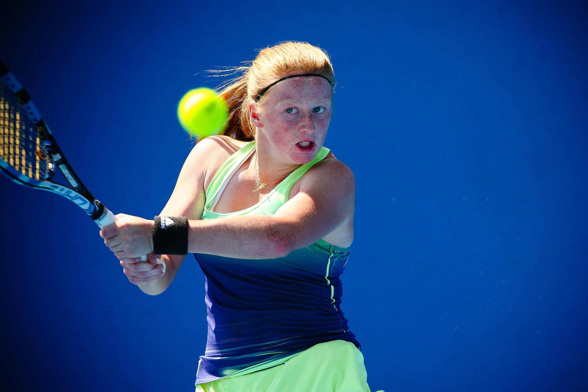 20160123 - MELBOURNE, AUSTRALIA: Belgian Lara Salden plays her first round game of Junior Girls Singles against Japanse  Mai Hontama at the 'Australian Open' tennis Grand Slam, Saturday 23 January 2016 in Melbourne Park, Melbourne, Australia. The first grand slam of the season takes place from 18 to 31 January. BELGA PHOTO PATRICK HAMILTON