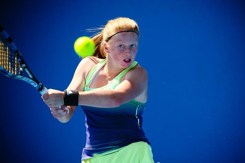 20160123 - MELBOURNE, AUSTRALIA: Belgian Lara Salden plays her first round game of Junior Girls Singles against Japanse  Mai Hontama at the 'Australian Open' tennis Grand Slam, Saturday 23 January 2016 in Melbourne Park, Melbourne, Australia. The first grand slam of the season takes place from 18 to 31 January. BELGA PHOTO PATRICK HAMILTON
